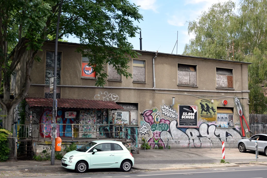 ://about blank graffitied club building on Markgrafendamm, street view